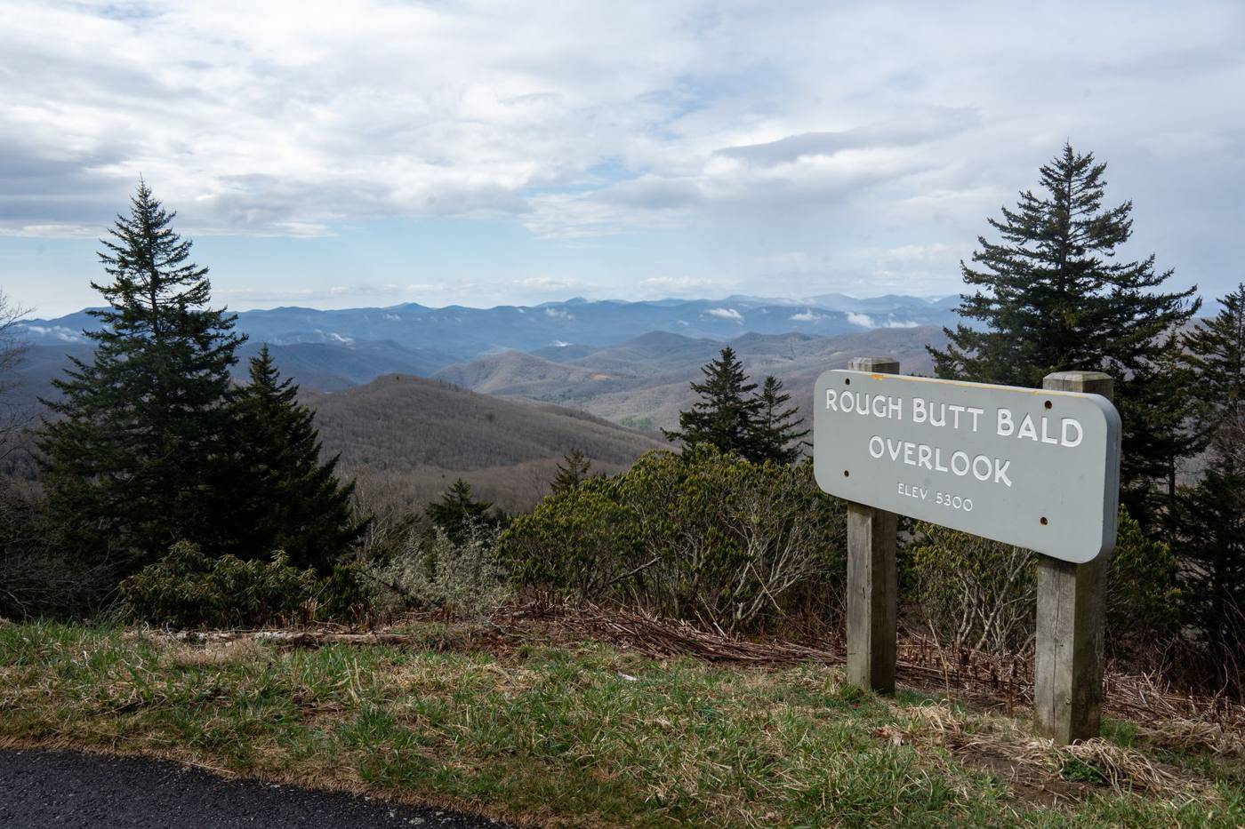 Blue ridge parkway overlook