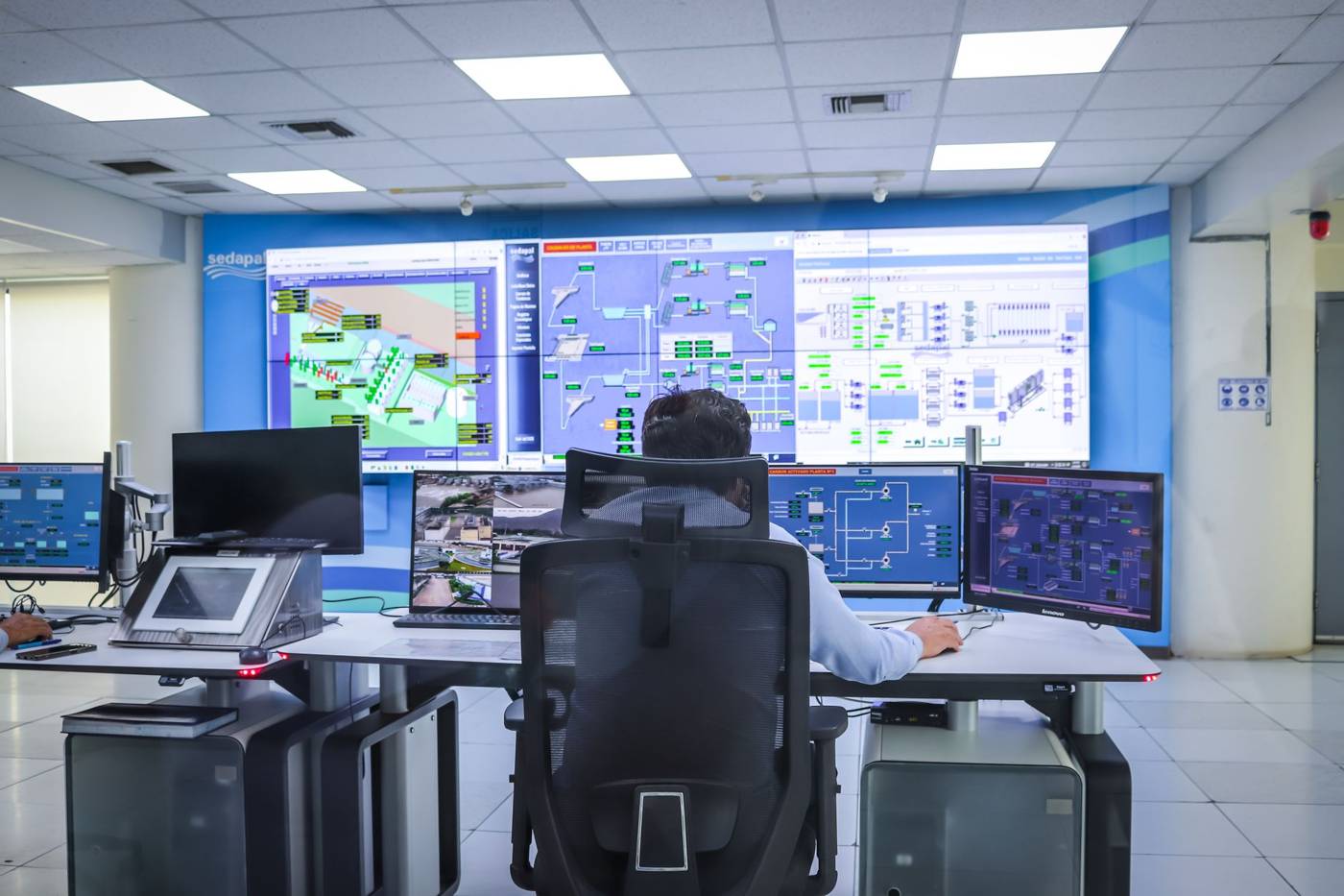 Cerebras (CBRS) Beats Earnings, Stock Falls