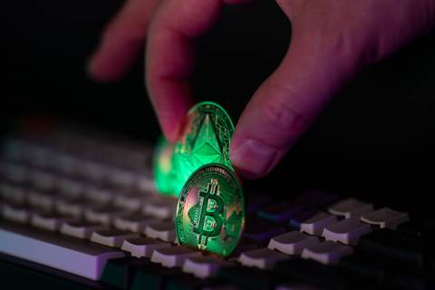 DOJ Seizes Huione's Crypto Laundering Network