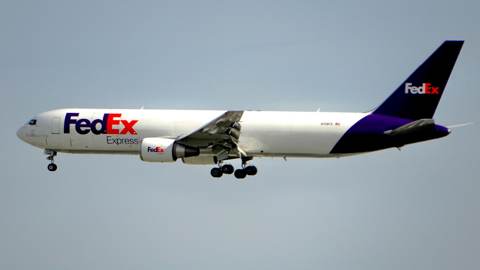 FedEx (FDX) Beats Q4 But Weak Guidance Sinks Stock