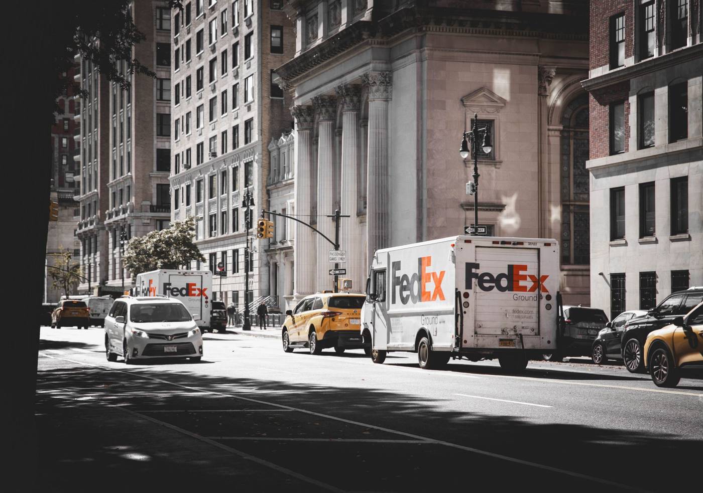 FedEx (FDX) Q4 Earnings: Key Metrics at a Glance