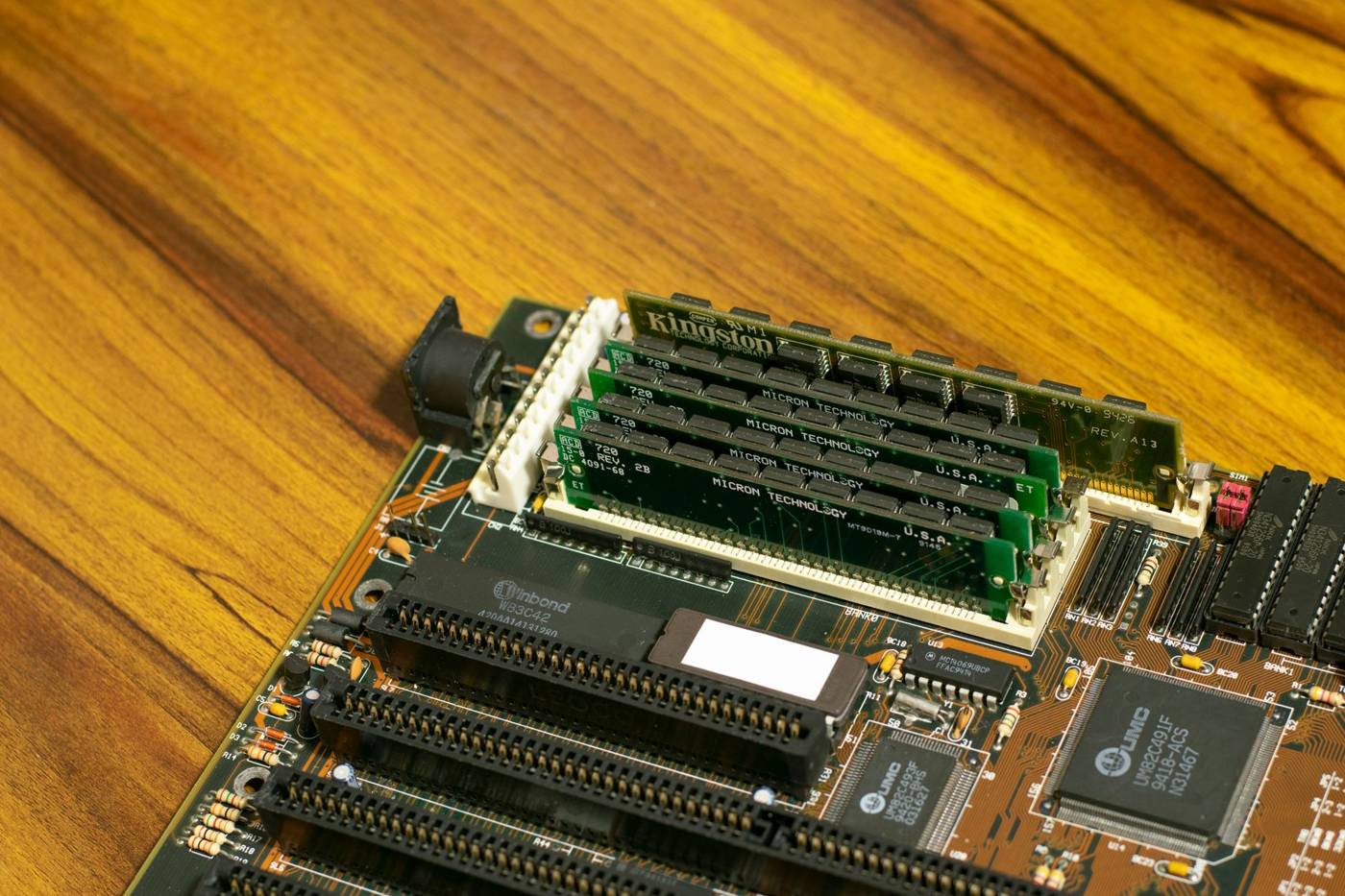 Micron (MU) Surges Premarket Before Q3 Earnings