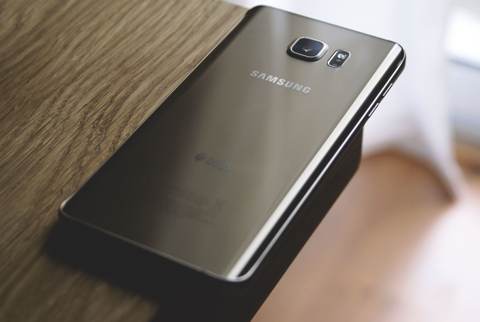 Samsung Electronics (005930) Plans 90 Trillion Won Buyback