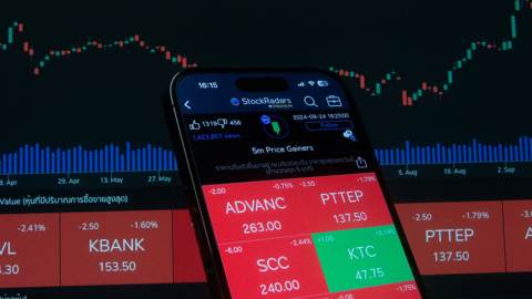 Stock Prices: Key Factors Moving Them