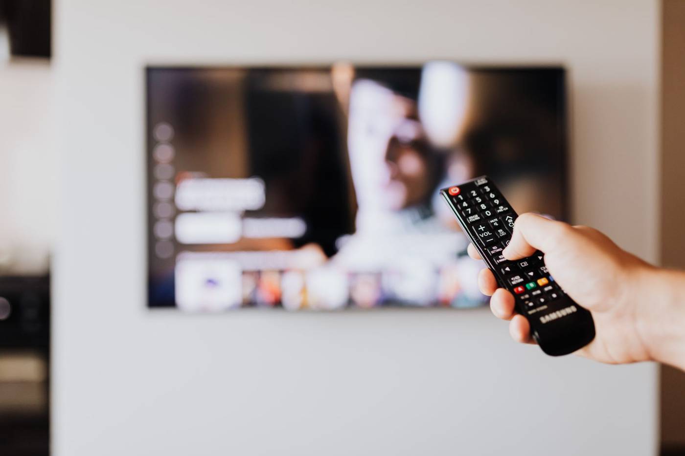 Streaming tv remote control
